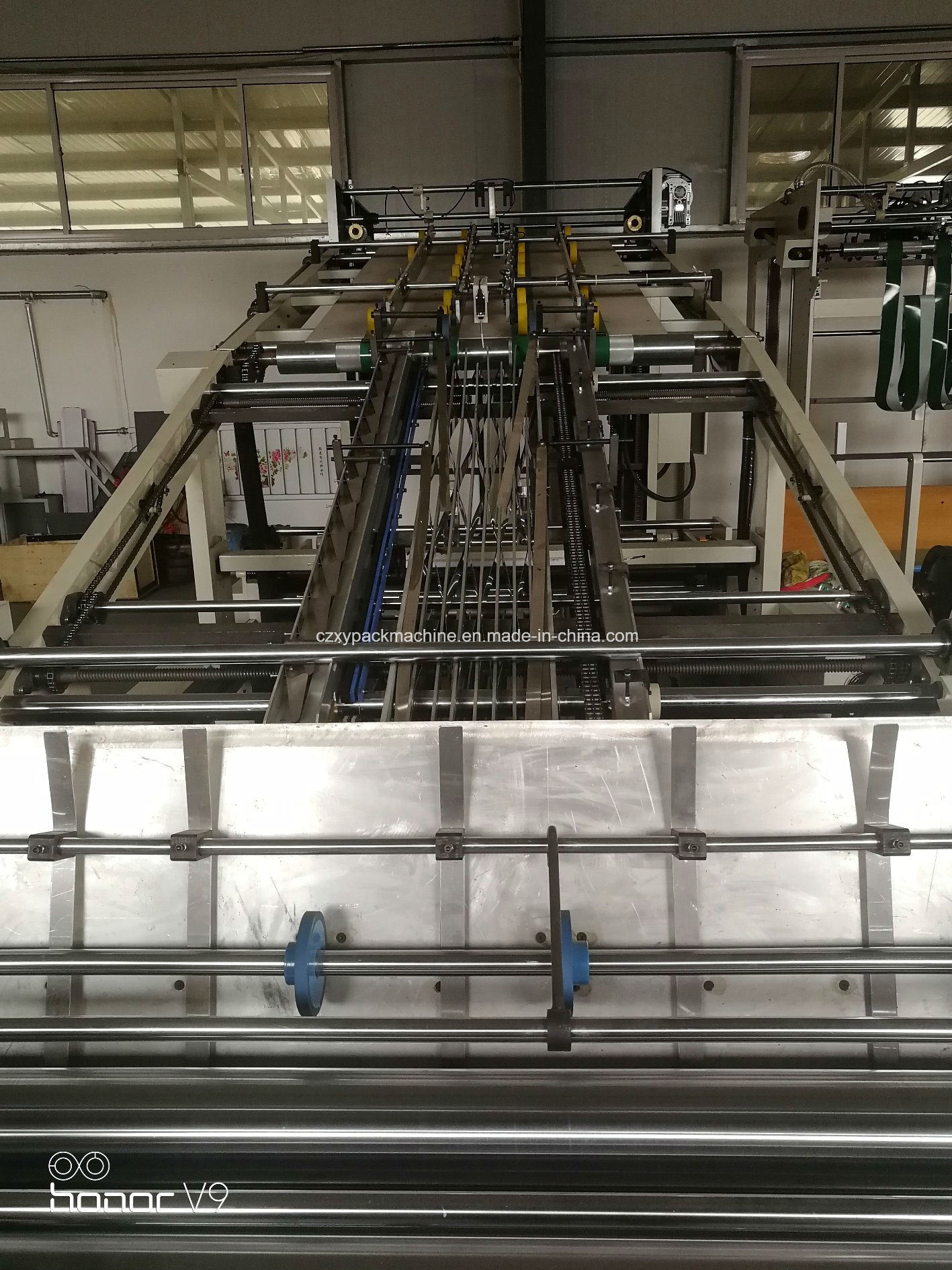 Hot Selling Vacuum Sucking Good Price 3layer Corrugated Board Automatic Flute Laminator