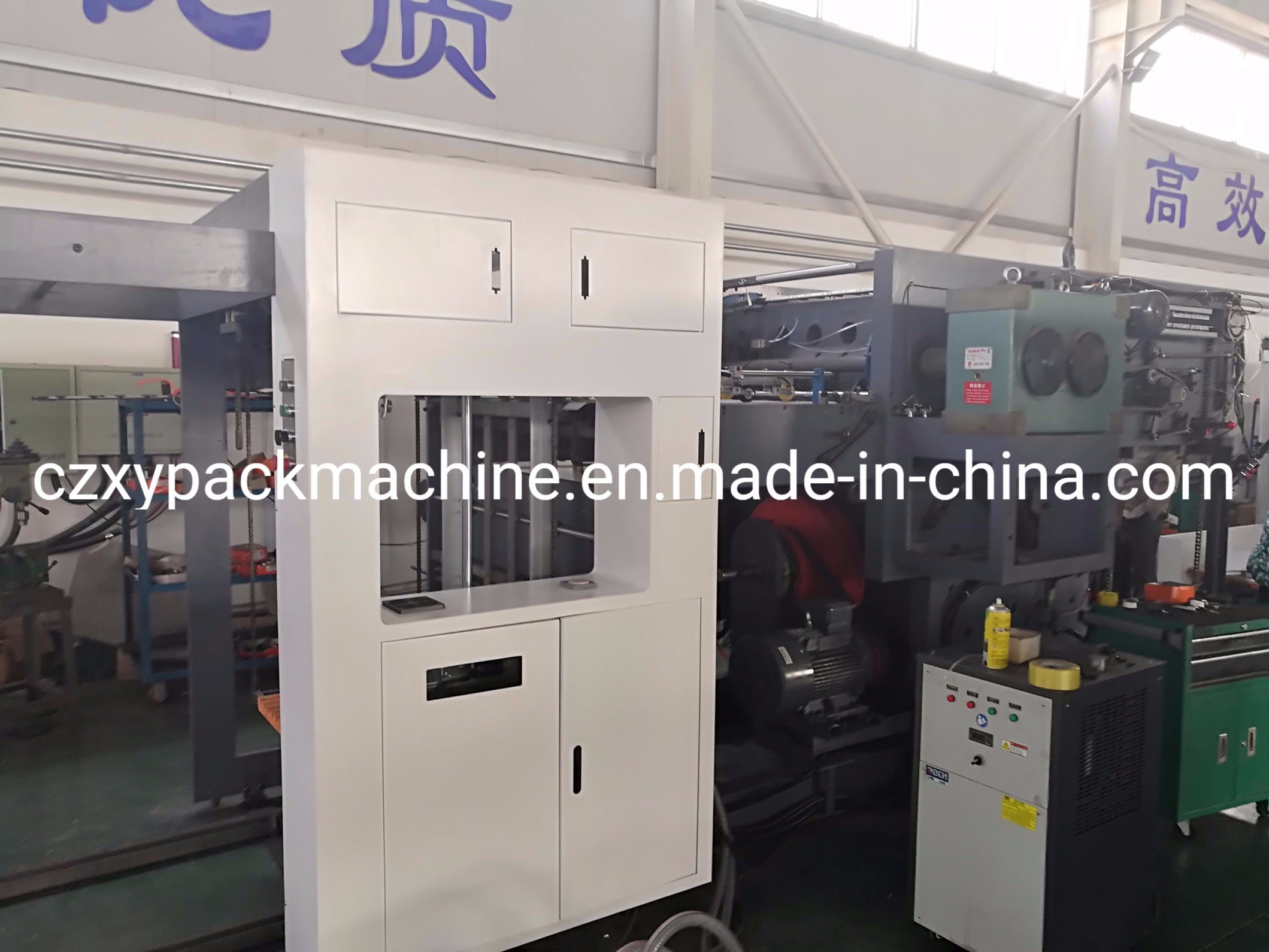 Full Automatic Flat Bed Die Cutting Creasing Machine with Stripping