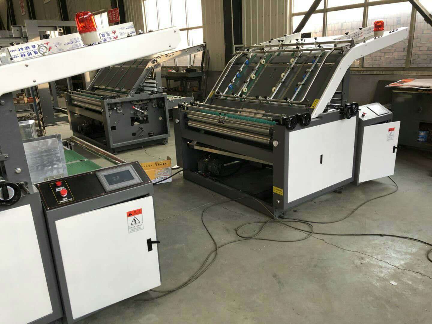 Semi-Automatic Corrugated Cardboard Sheet Laminator Machine