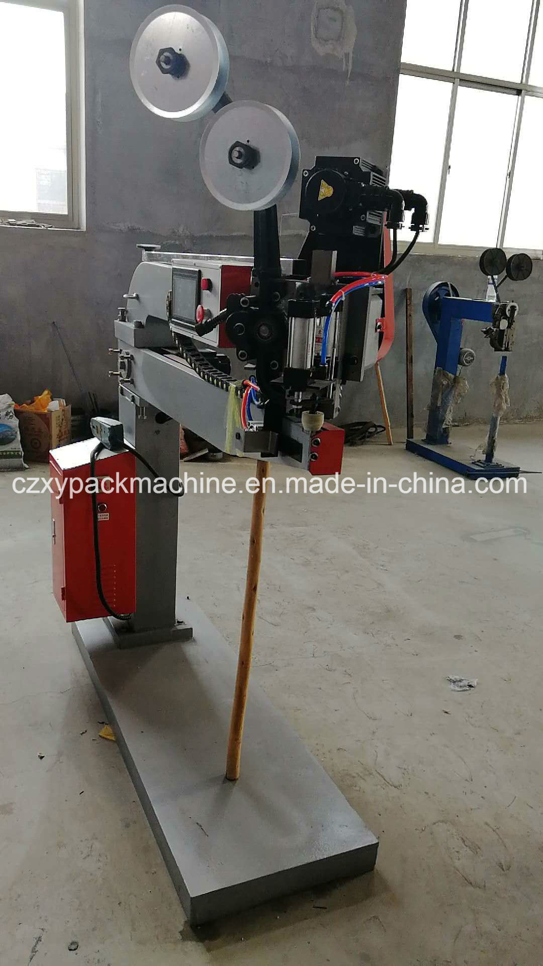 1500-Double Servo Automatic High Speed Nail Box Machine.