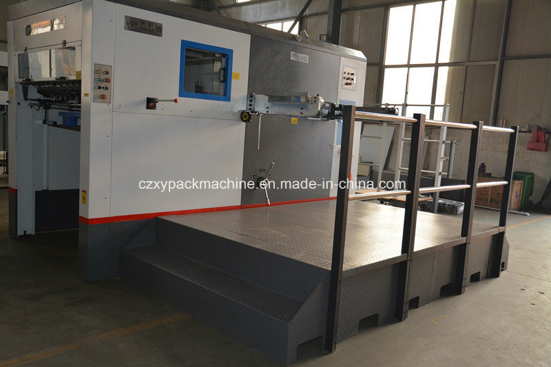 High Quality Automatic Creasing Machine with Ce Myq1500