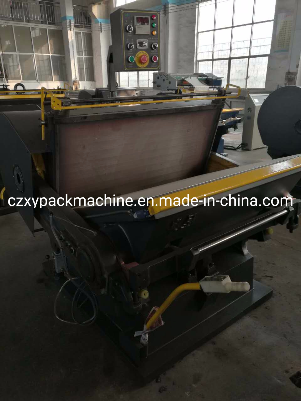 Ml 1100 Heavy Type Paperboard Corrugated Box Manual Die Cutter Machine